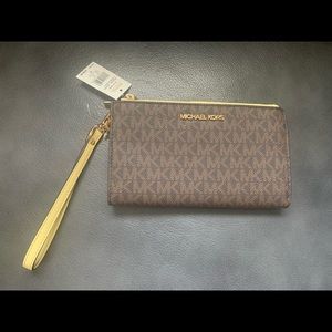 Authentic and Brand New Michael Kors Wallets